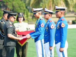 Panglima TNI Tutup Pendidikan Pertama Akademi TNI Tahun 2026 di Cilangkap