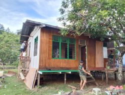 TMMD Ke-129 Kodim 1807/Sorong Selatan Mulai Wujudkan Rumah Layak Huni, Rehab RTLH Milik Ibu Diana Capai 25 Persen