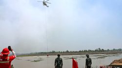 Api Belum Usai Perjuangan Berlanjut, Satgas Irigasi Lanud Sjamsudin Noor Terus Perkuat Upaya Padamkan Karhutla Kalsel Optimalkan Air Hingga Dinginkan Lahan Gambut