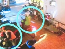 Terekam CCTV Warkop Bening Jalan Tidar Surabaya, Maling Berhasil Gasak Motor Gunakan Atribut Ojol