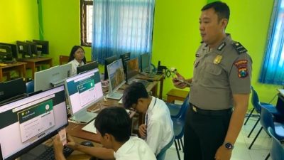 Polrestabes Surabaya Sosialisasikan Pemahaman AI kepada Siswa SMA Negeri 1 Surabaya 6