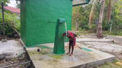 Air Bersih Mengalir, Senyum Anak-Anak Kampung Sesor Mengembang: Bukti Nyata TMMD Ke-129 Hadirkan Manfaat