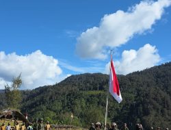 Menembus Keterisolasian Ugimba: Misi Pengabdian Koops TNI Habema Mengibarkan Merah Putih di Kaki Gunung Cartenz