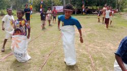 Berbagi Kebahagiaan HUT RI, Kepala Suku Senggi Gelar Lomba dan Pembagian Sembako