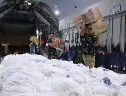 Hari Keenam Pascagempa, TNI Kerahkan 5.254 Personel dan Salurkan 293 Ton Bantuan untuk NTT