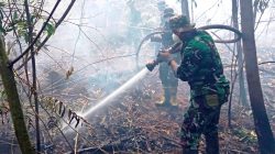 Gambut Jadi Medan Tempur, Satgas Darat Lanud Sjamsudin Noor Pantang Pulang Sebelum Bara Terkendali