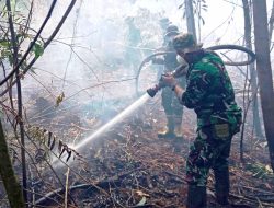 Gambut Jadi Medan Tempur, Satgas Darat Lanud Sjamsudin Noor Pantang Pulang Sebelum Bara Terkendali