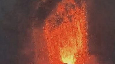 Prabowo Imbau Masyarakat Tetap Tenang dan Waspada Hadapi Aktivitas Gunung Anak Krakatau 7
