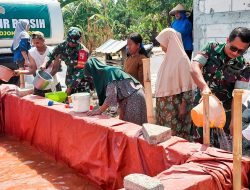 Tanggap Darurat, Kodim Bojonegoro Salurkan 77.000 Liter Air Bersih ke Wilayah Kekeringan