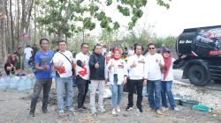Menabur Kebaikan di Tengah Kemarau: DPD PSI Bojonegoro Salurkan Bantuan Air Bersih untuk Warga Ngasem