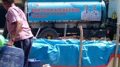 Sumur Kering Sebulan, Warga Gamongan Bojonegoro Bertahan Hidup dari Air Bantuan BPBD 6