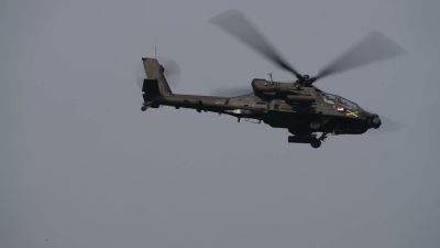 Misi Close Air Support AH-64 Apache Warnai SGS 2026 6
