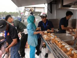TNI Sediakan 30.000 Porsi Makan Gratis Untuk Masyarakat Di Monas