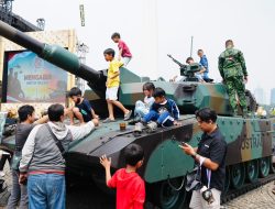 TNI Gelar Pameran Alutsista Tiga Matra di Silang Monas
