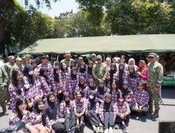 Panglima TNI Hadiri Bazar Bersama Rakyat di Yogyakarta