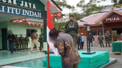 Memilih Jalan Damai, Empat Anggota OPM Puncak Jaya Serahkan Senjata kepada Pangkoops TNI Habema dan Kembali ke Masyarakat 2