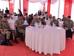 Yonif TP Hadir, Pertahanan dan Pembangunan Berjalan Bersama