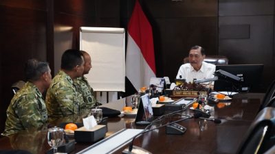 Pesan Ketua Dewan Ekonomi Nasional : Berikan Keteladanan dan Loyalitas 6