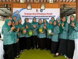 Atasi Persoalan Sampah dari Rumah, Kader PKK Bojonegoro Dilatih Olah Sampah di Ngasem