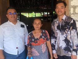 *Sambut Milad Pertama, Yayasan Integral Tunas Bambu Berbagi Sembako kepada Warga Sekitar*