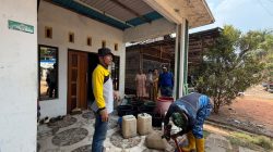 Kepedulian Tak Pernah Surut, Lanud Sjamsudin Noor Kembali Salurkan Air Bersih bagi Warga 1