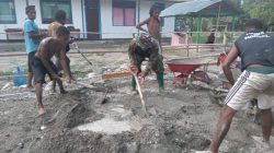 Semangat Kebersamaan, Satgas TMMD dan Masyarakat Bergotong Royong Membangun Jalan Kampung Yamboi 4