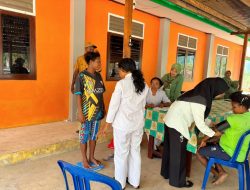 Persit Kodim Mansel Dan Puskesmas Nuhuwei Bersinergi, Jaga Kesehatan Warga Kampung Nuhuwei