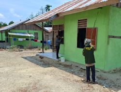 Ubah Warna Rumah, Satgas TMMD Ke-130 Hadirkan Kenyamanan Dan Kebahagiaan Penghuni