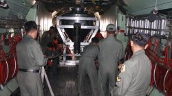 Percepat Penanganan Karhutla, TNI Semai 11.2 Ton Garam Dukung OMC di Kalimantan 3