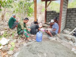 Hangat dalam Kebersamaan : Satgas TMMD Ke-130 dan Warga Yamboi Makan Siang Bersama