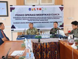 TNI Dukung Operasi Modifikasi Cuaca di Papua Selatan, Semai 10 Ton Garam